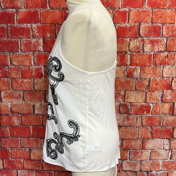 Express Semi-Sheer Paisley Sequined Camisole - Picture 4 of 8